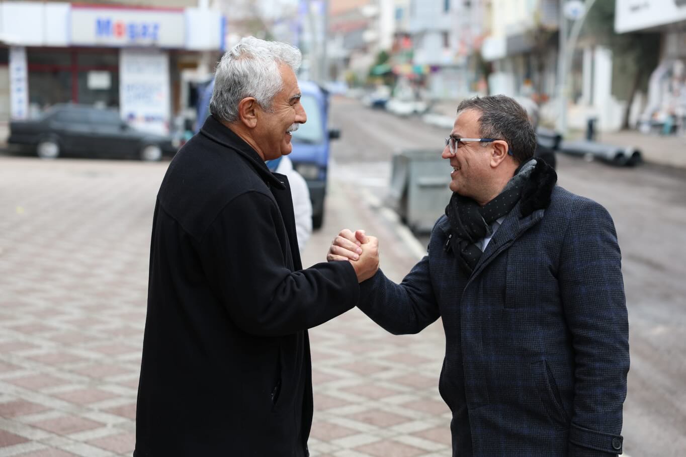 Başkan Gökçe, Denizciler Caddesi’ndeki çalışmaları inceledi