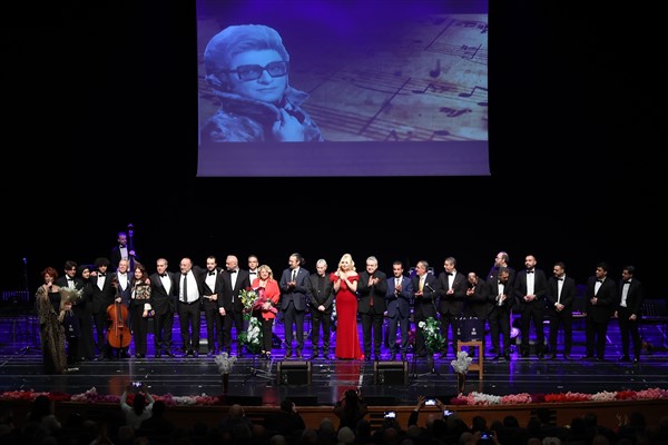 Sanatçı Zeki Müren, Bursa’da anıldı