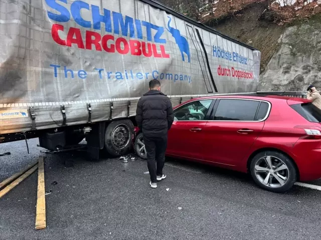 Bolu Dağı Tüneli'nde makas kazası! İstanbul yönü ulaşıma kapatıldı