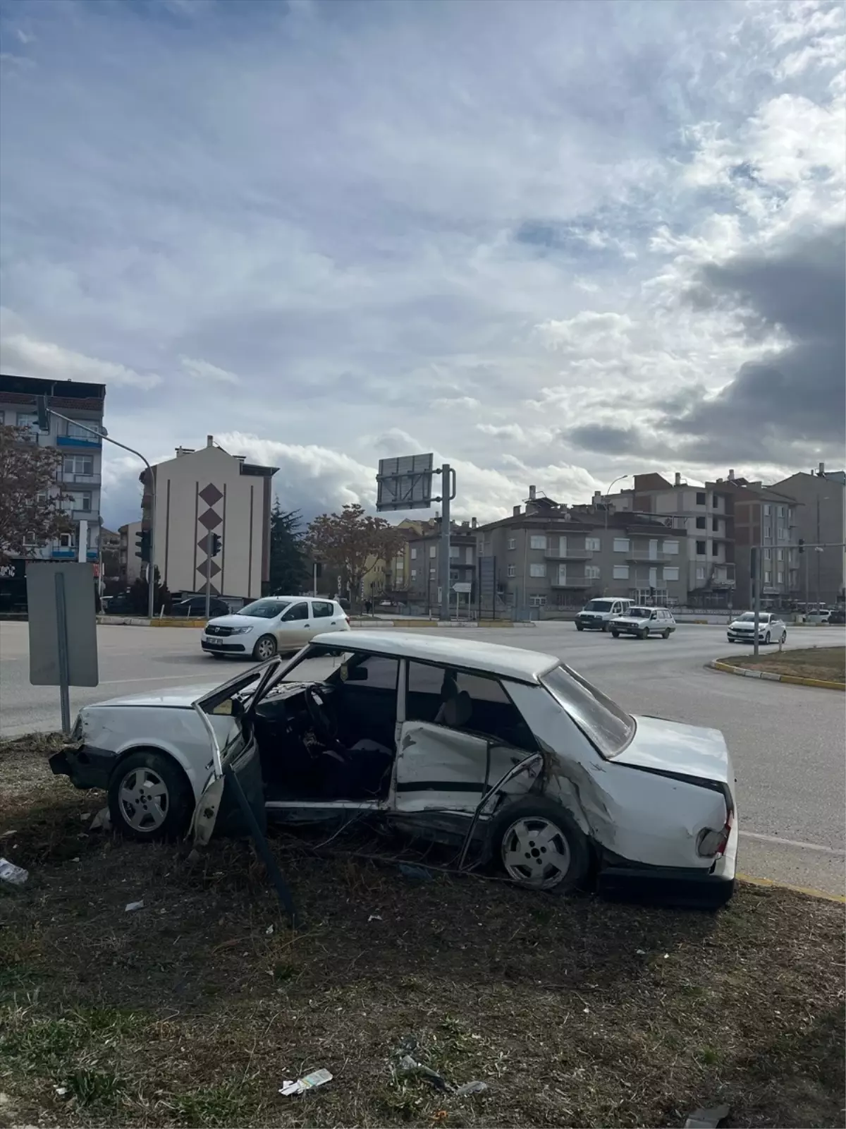 Afyonkarahisar’da Trafik Kazası: 3 Yaralı