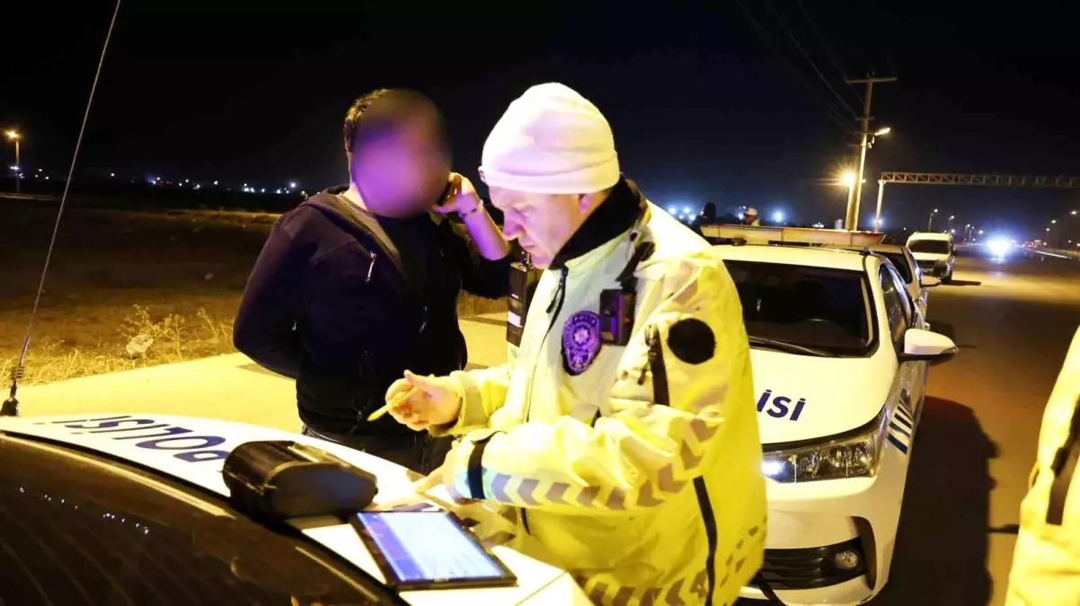 Kırmızı Işık İhlali, Sigortasız ve Muayenesiz Araçta 5 Bin Lira Ceza