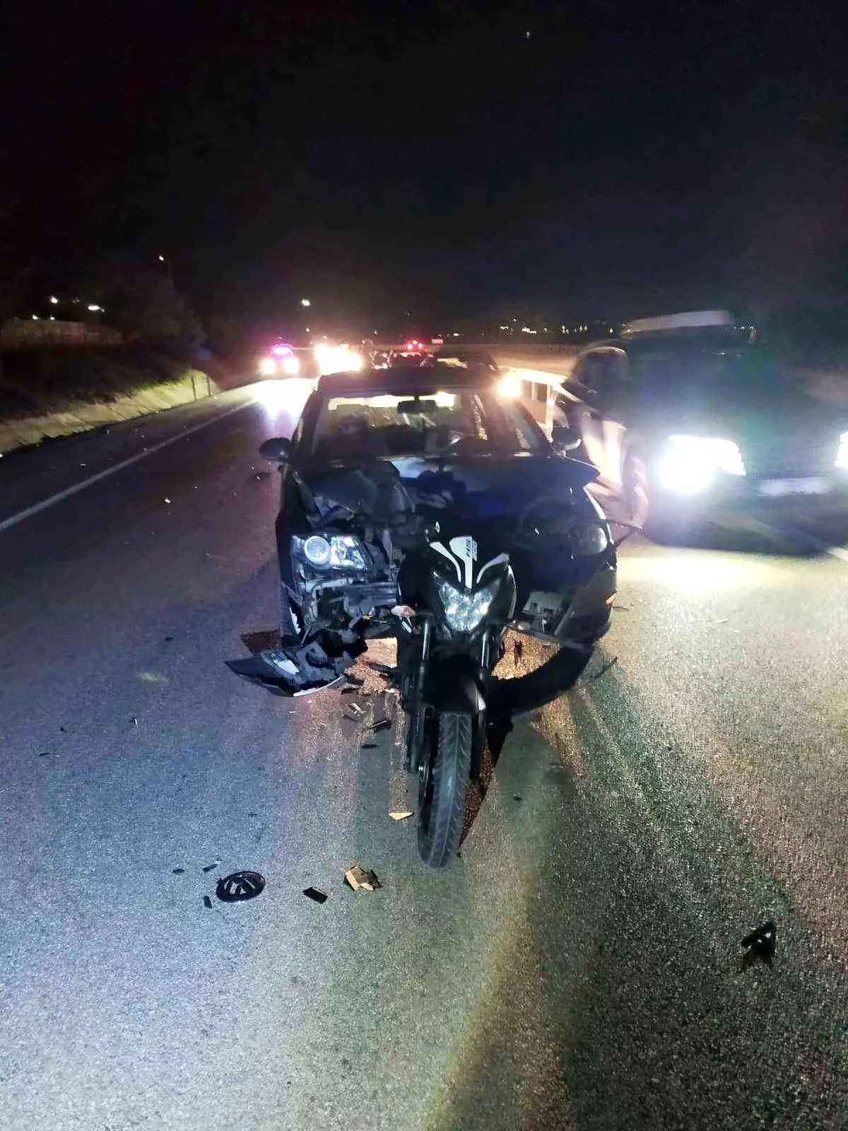 Bursa-Çanakkale Kara Yolu’nda Motosiklet Kazası: 2 Yaralı