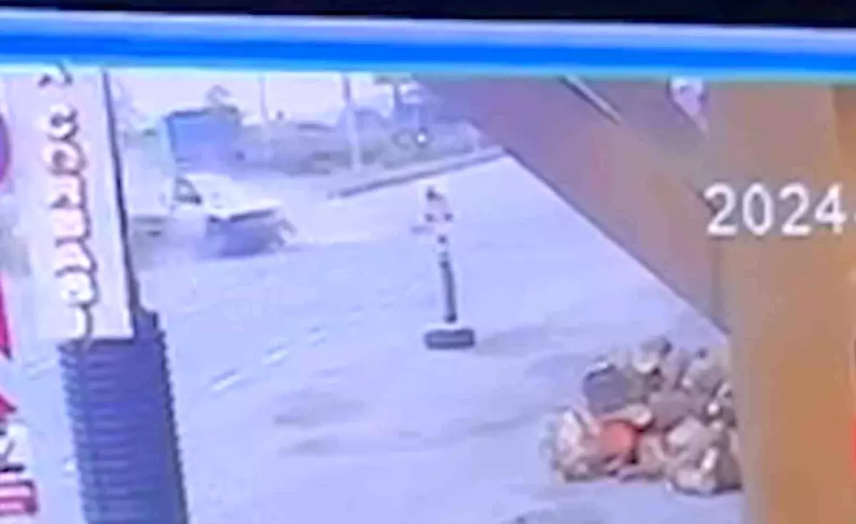 Rize’de Otomobil ile Kamyonet Çarpıştı: 3 Yaralı