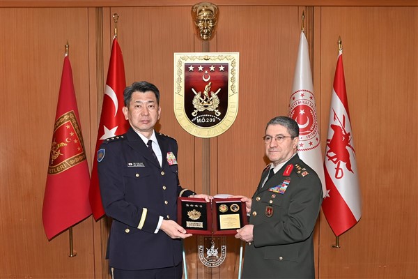 Orgeneral Bayraktaroğlu, Japonya Öz Savunma Kuvvetleri Komutanı Morishita’yı ağırladı
