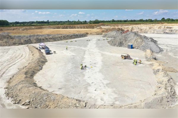 İngiltere’de 166 milyon yıllık ”dinozor otoyolu” bulundu