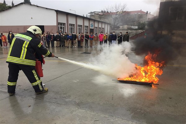 Manisa itfaiyesi 2024’te 16 bin olaya müdahale etti