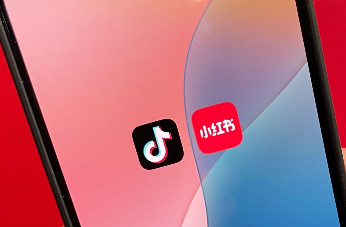 Yarım milyondan fazla ‘TikTok mültecisi’ Çin’in RedNote’una akın etti