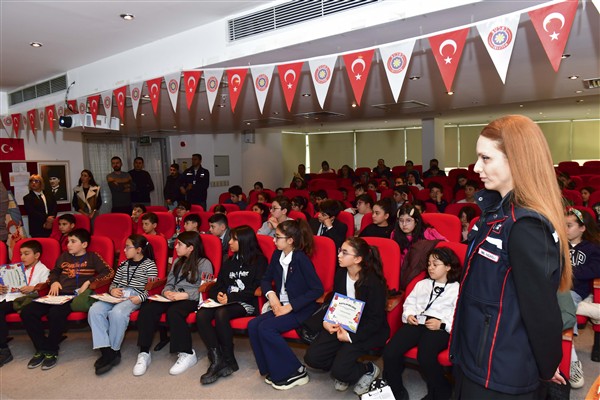 Çocuklar için “Afet Farkındalık ve Temel İlk Yardım Eğitimi” düzenleniyor