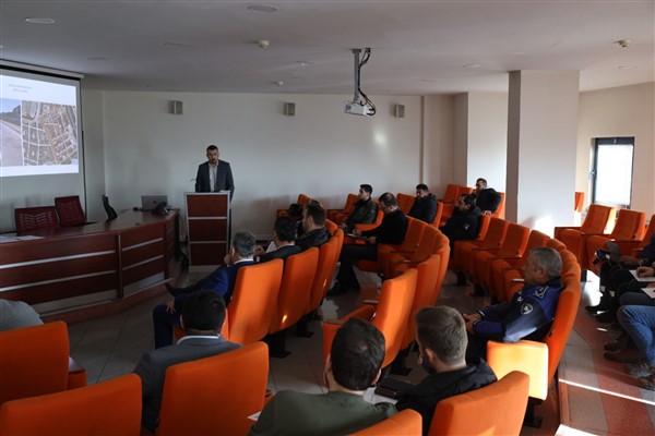 İzmit’te 2025 yılı altyapı ve üstyapı koordinasyon toplantısı yapıldı