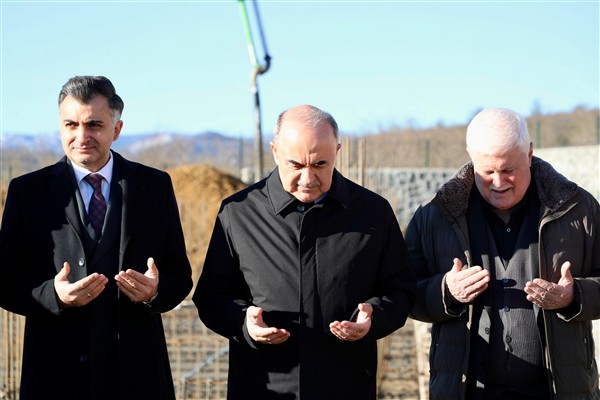 Vali Erol,  Derya Yeşim Altaş Anaokulu’nun inşaat çalışmalarını yerinde inceledi