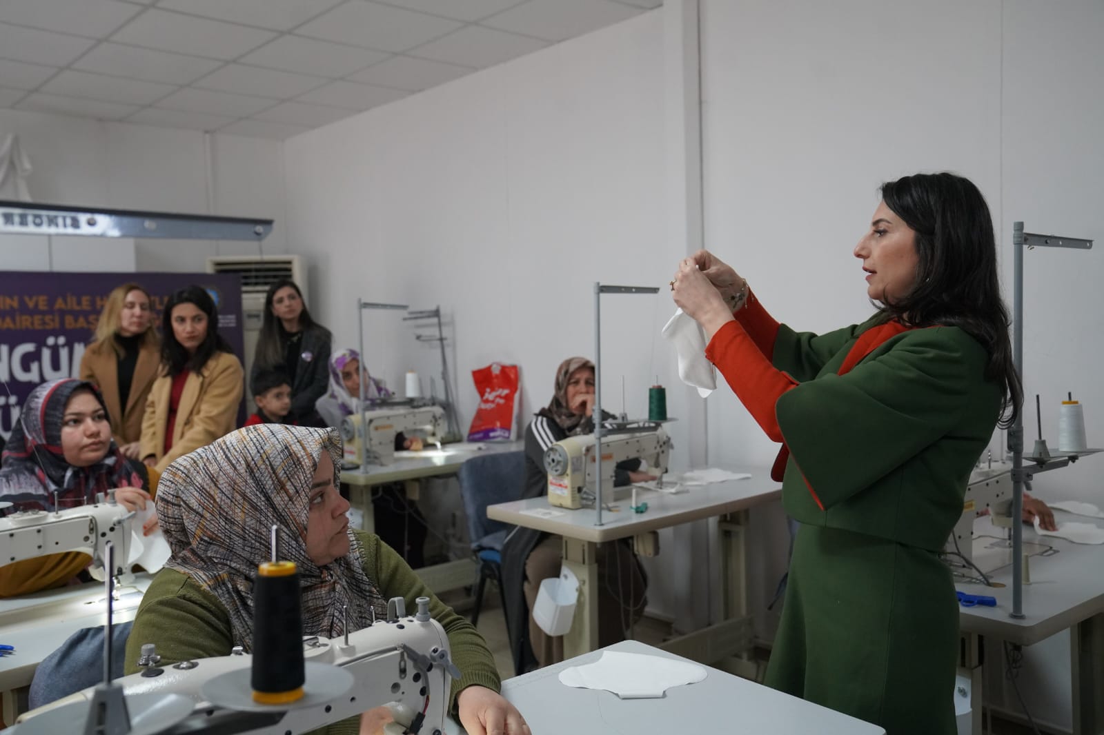 Diyarbakır Büyükşehir ve İzmir Büyükşehir Belediyesinden “Döngümüzle dönüşüyoruz” atölyesi