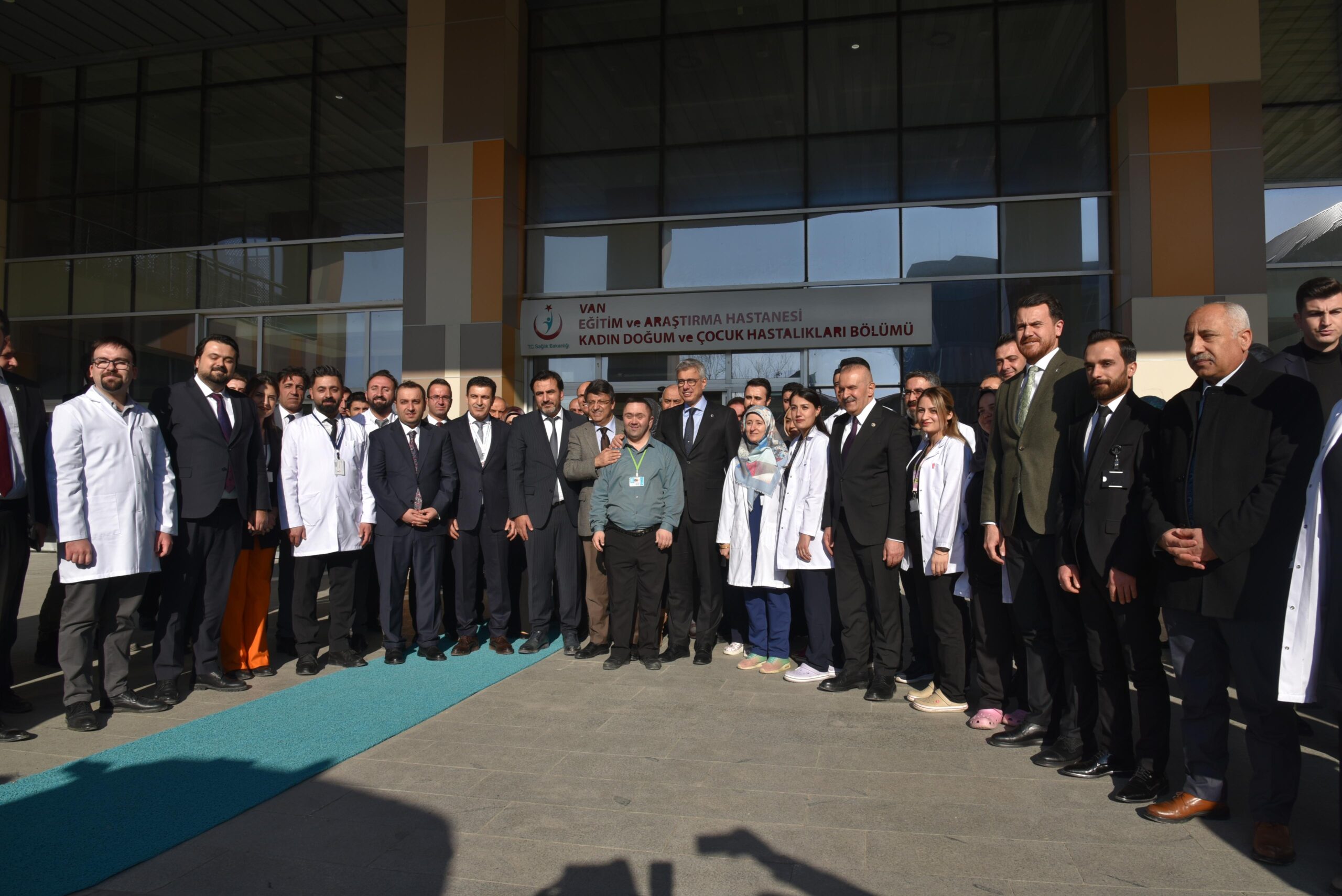 Bakan Memişoğlu, Van’a ziyarette bulundu