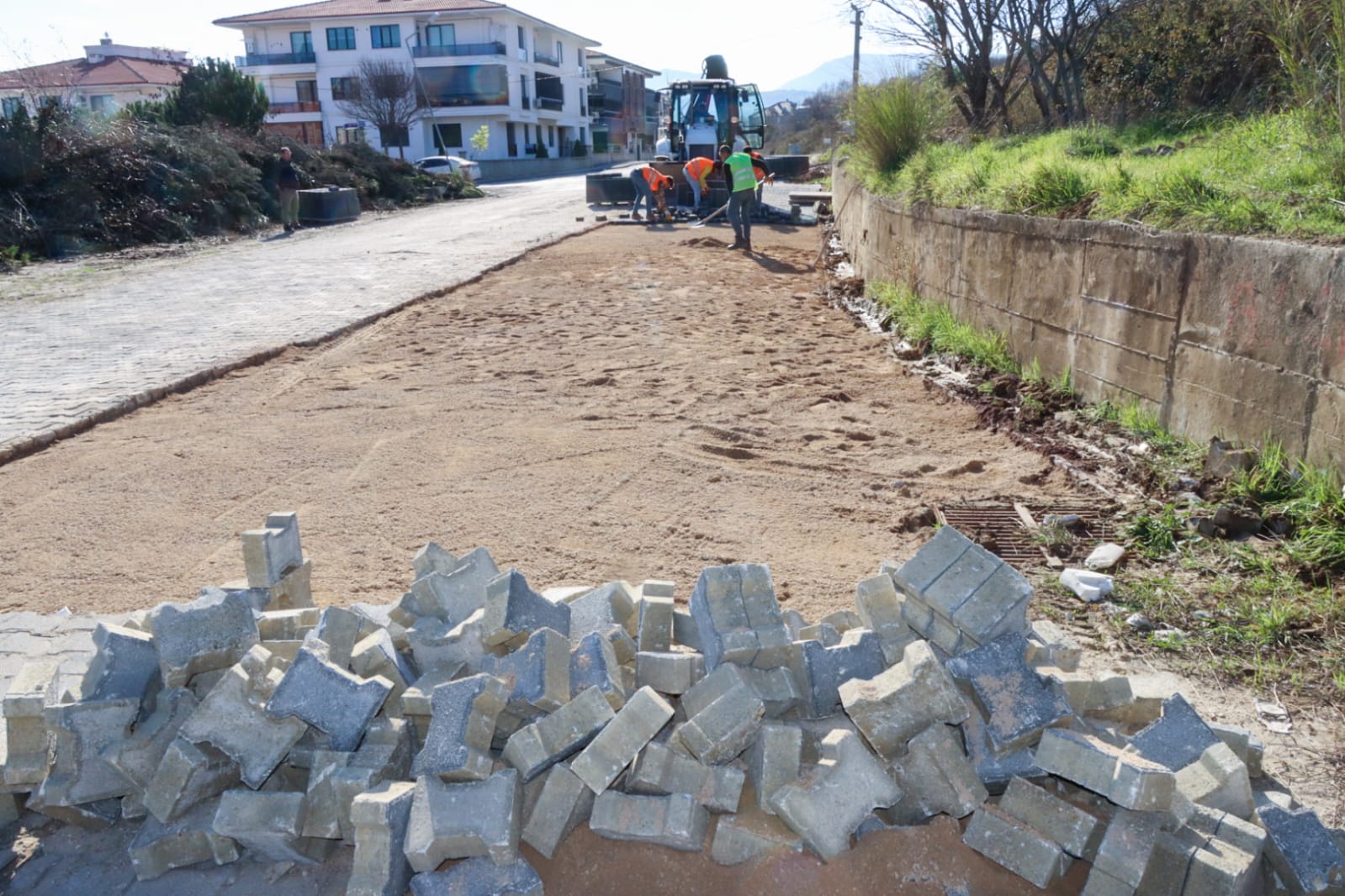 Yalova’da altyapı çalışmaları devam ediyor