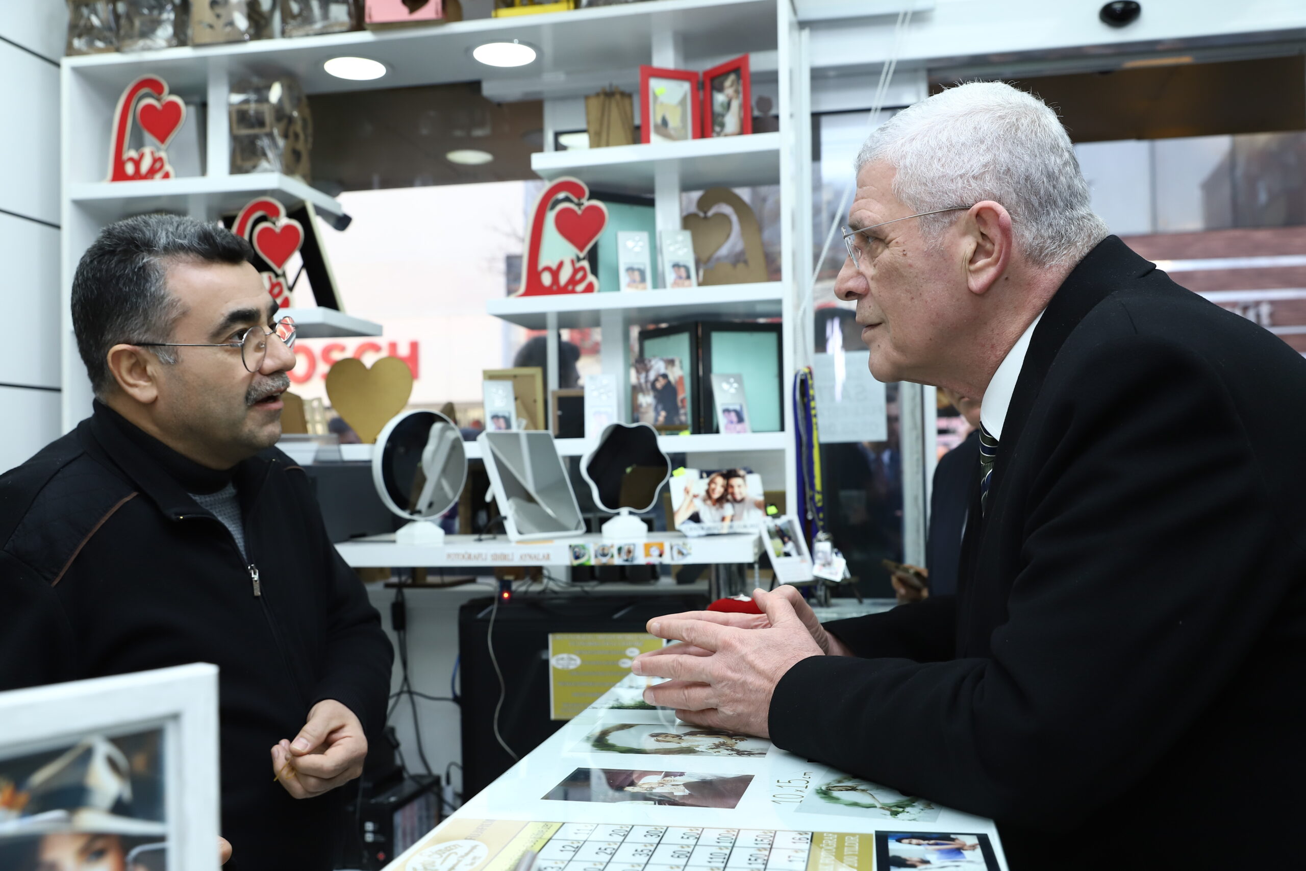 Dervişoğlu, Kırıkkale’de esnafı ziyaret etti