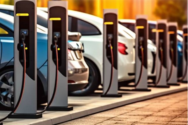 Tesla’nın karı geçtiğimiz yıl keskin bir şekilde düştü