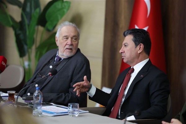 Prof. Dr. Ortaylı’nın kitap koleksiyonu Muğlalılar ile buluşacak