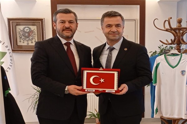 Karabük Belediye Başkanı Çetinkaya, ilçe ve bölge belediyeleri ziyaret etti