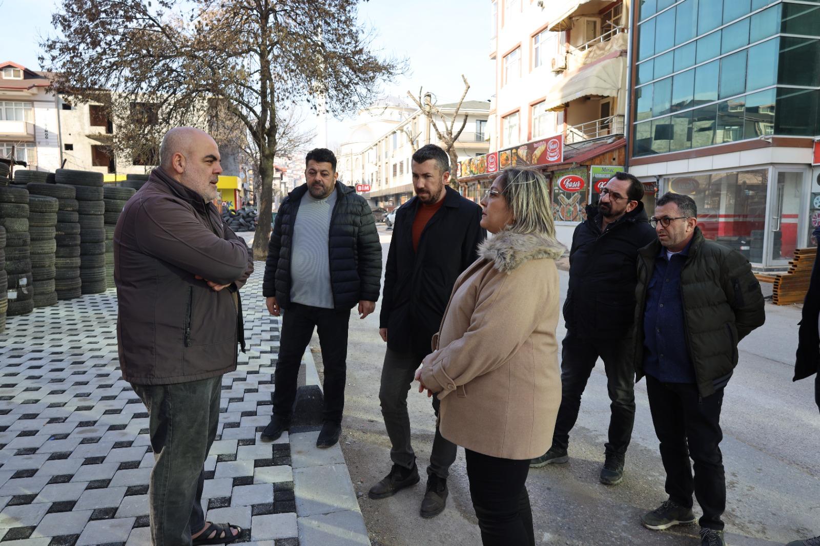 Çakır, Şehit Kazım Caddesi’nde devam eden çalışmaları inceledi