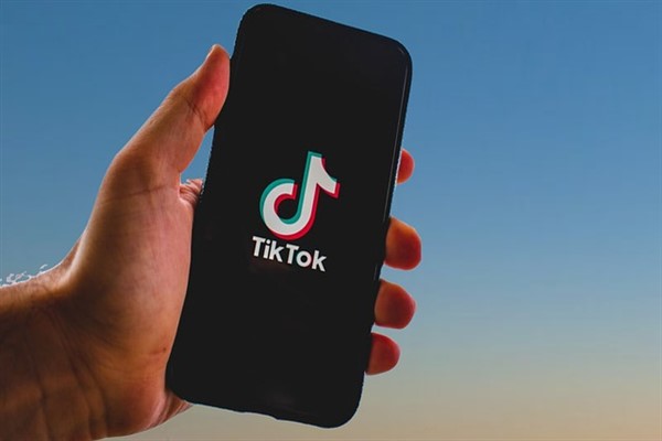 TikTok, yasağın yürürlüğe girmesinden saatler önce ABD’de kapandı