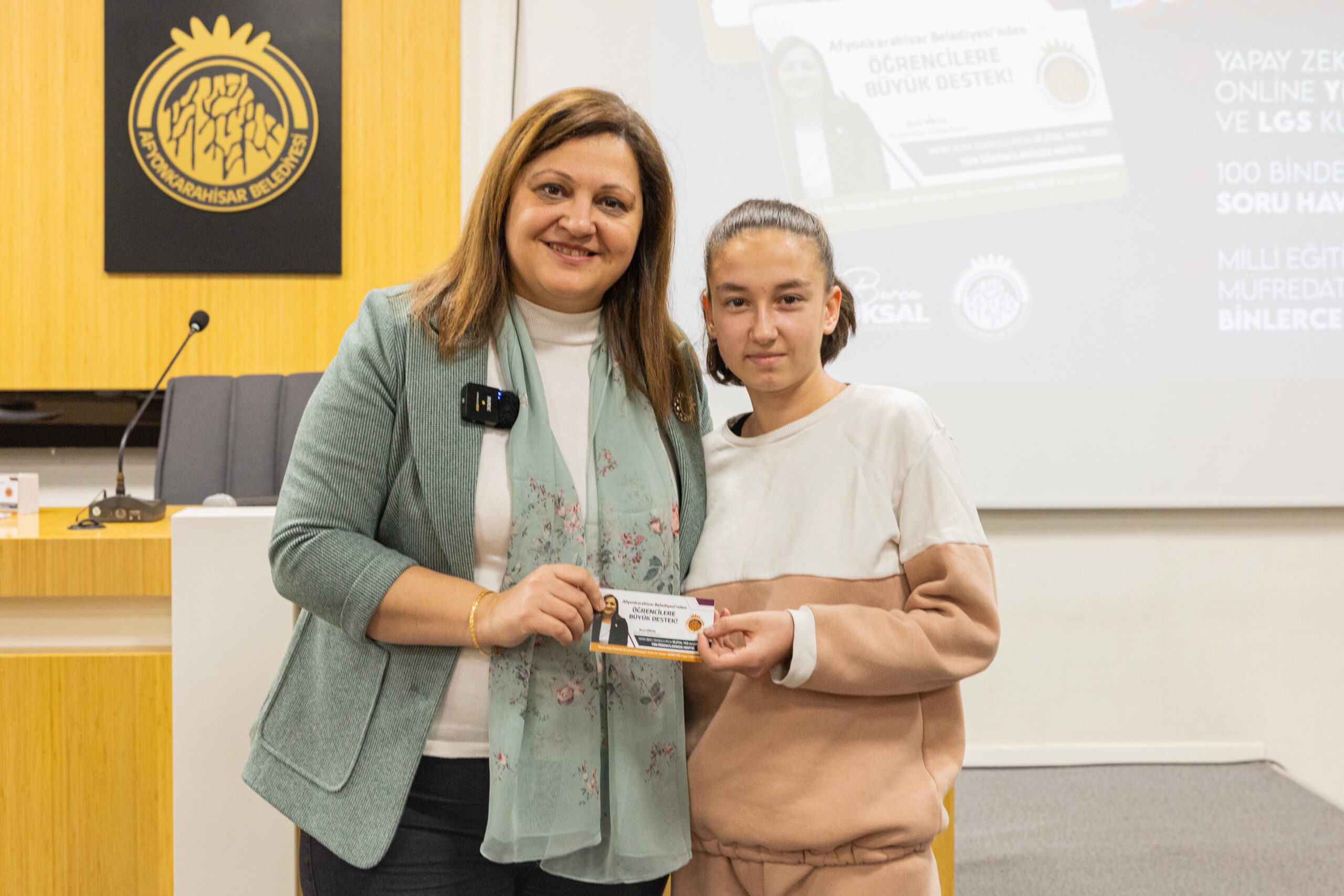 Başkan Köksal’dan öğrencilere destek