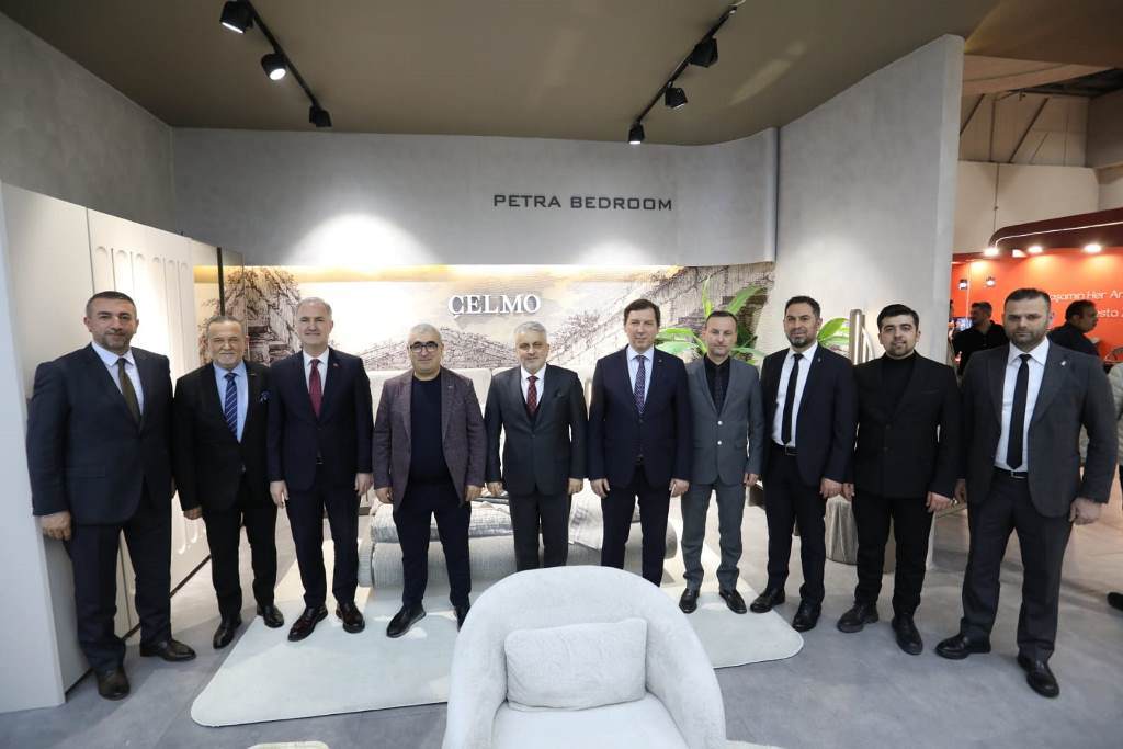 İnegöl AK Parti heyeti İstanbul Mobilya Fuarı’na ziyaret
