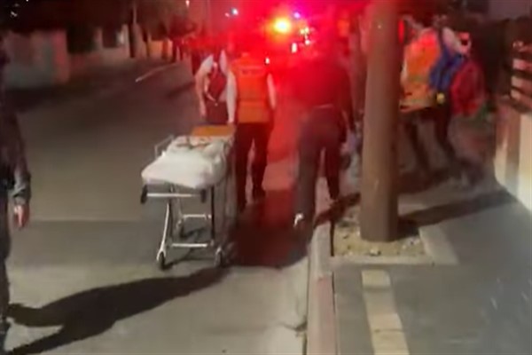 İsrail’de bıçaklı saldırıda 5 kişi yaralandı