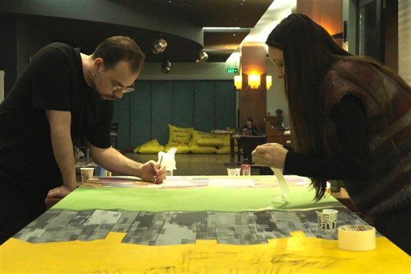 Eskişehir’de bağımsız sanatçılar eserlerini sergiledi