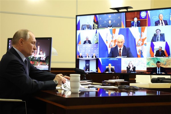 Putin: 2025, Rusya’da Anavatan Savunucusu Yılı ilan edildi