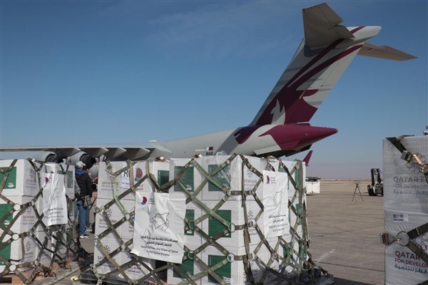 İnsani yardım malzemesi taşıyan Katar uçağı, Şam’a ulaştı