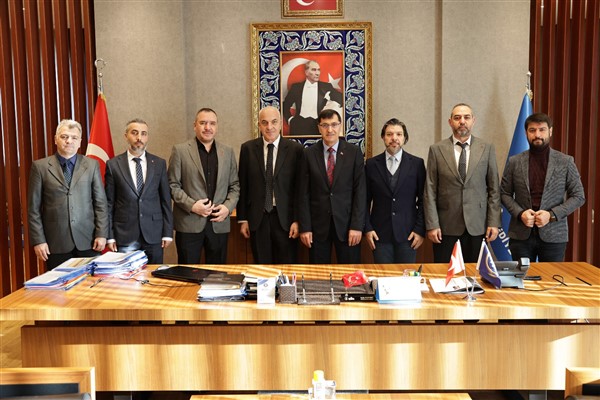 Kütahya Gazeteciler Birliği’nden Başkan Kahveci’ye ziyaret