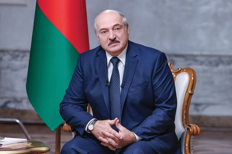 Belarus muhalefeti ve batılı liderler ”Lukaşenko zaferini” kınadı