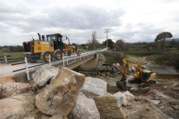 Muğla Büyükşehir’den Yatağan’da bakım onarım çalışmaları