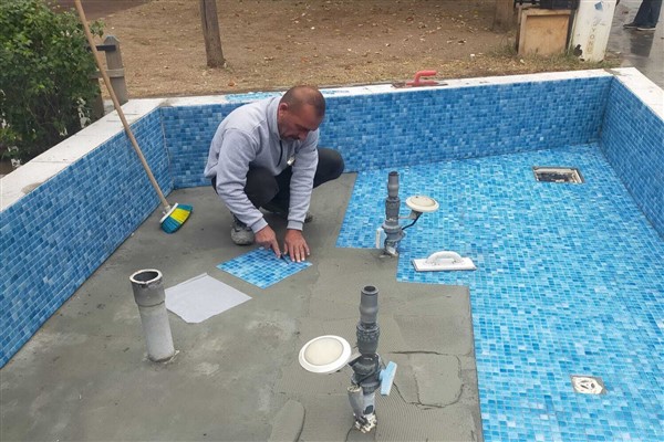 Hakkı İplikçi Parkı ve Kumludere Caddesi’ndeki 11 havuz yenilendi