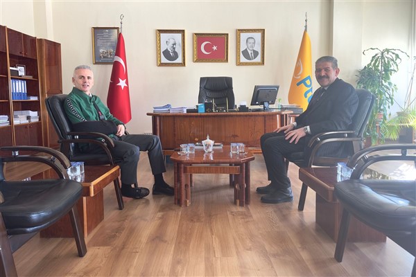 Vali Çiçekli, Karaman PTT Başmüdürlüğünü ziyaret etti