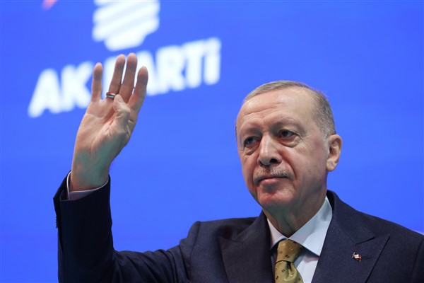 Cumhurbaşkanı Erdoğan: Terör bariyeri yıkılınca birbirimize daha sıkı sarılacağız