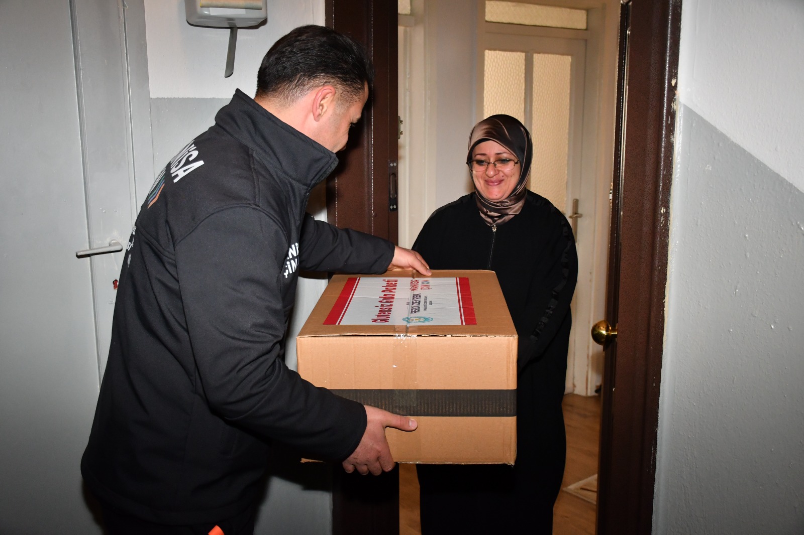 Manisa Büyükşehir Belediyesi’nden çölyak ve fenilketonüri hastalarına gıda desteği