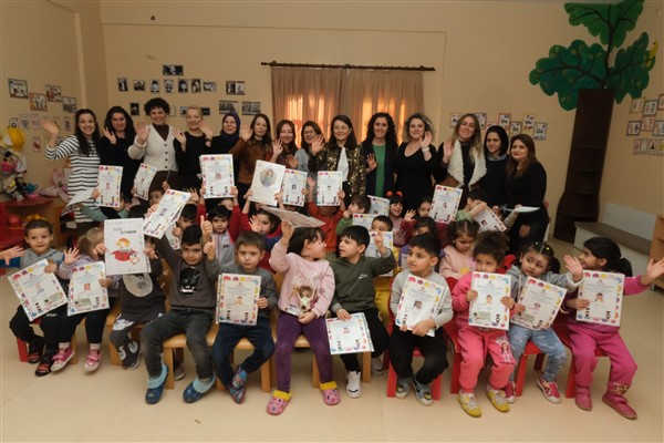 Es Çocuk Evi’nde çocuklar karnelerini aldı