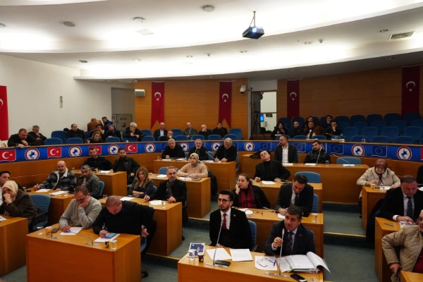 Düzce Belediye Meclisi yeni yılın ilk toplantısını gerçekleştirdi