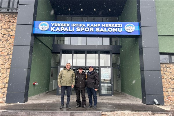 Erciyes Yüksek İrtifa Kamp Merkezi, İspanyol ve İngiliz acente yetkililerine tanıtıldı