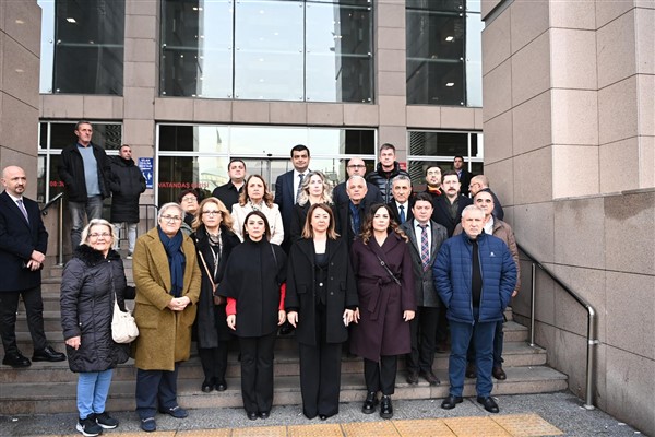 Başkan Şahin, İmamoğlu’na destek için Çağlayan’a gitti