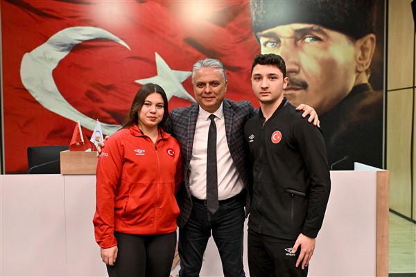 Milli sporcular Pehlivan ve Sağdıç’a ödül verilecek