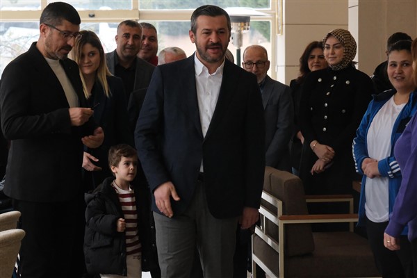 Başkan Çetinkaya, Karabük Gençlerbirliği SK Kadın Futbol Takımı ile buluştu