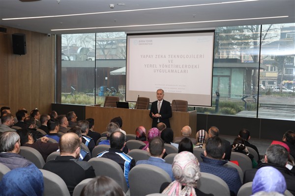 İnegöl’de “Yapay Zeka Teknolojileri” konulu eğitim düzenlendi
