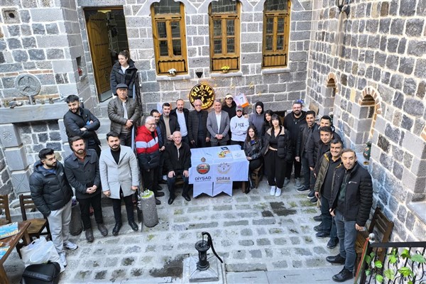 Diyarbakır’da “Şiir Oryantiring Sporu ile Buluşuyor” etkinliği düzenlendi