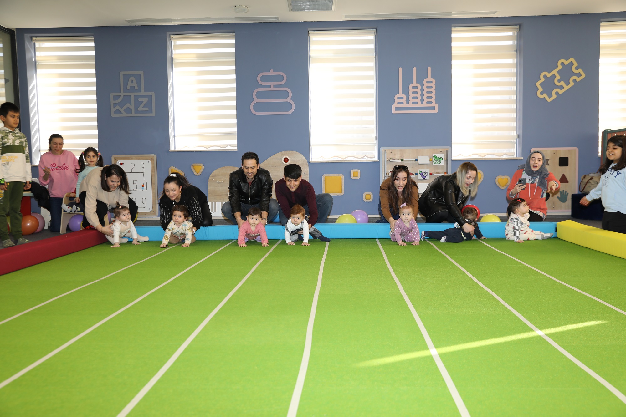 Gaziantep Bebek Kütüphanesi’nde Bebek Emekleme Yarışması düzenlendi