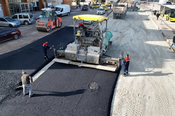 Çankırı Belediyesi, 2024’te 21 bin ton asfalt serimi yaptı