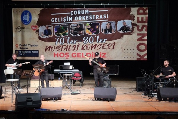 Çorum’da “70’ler-80’ler Nostalji Konseri” düzenlendi
