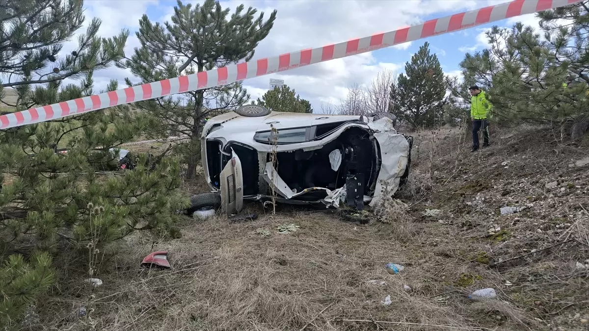 Kütahya’da Trafik Kazası: 1 Ölü, 1 Yaralı