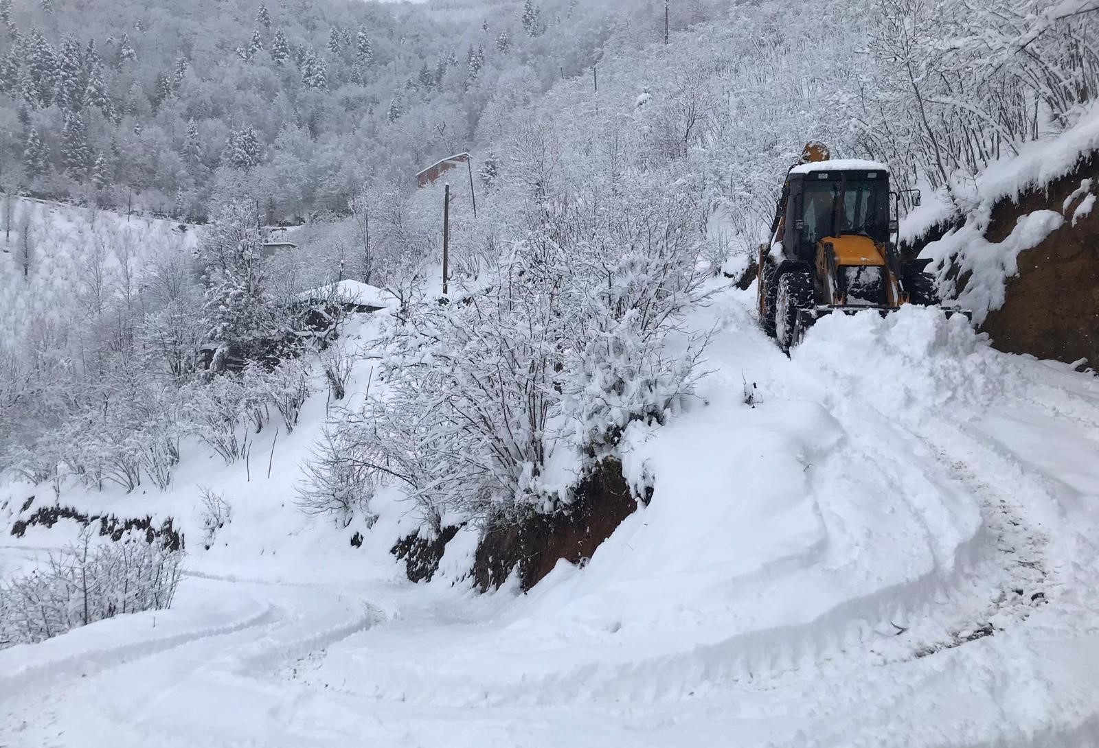 Ordu Büyükşehir ekipleri, 4 bin 157 kilometre yolu ulaşıma açtı