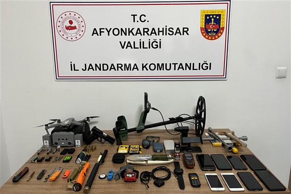 Afyonkarahisar’daki kaçak kazı operasyonunda 7 şüpheli yakalandı